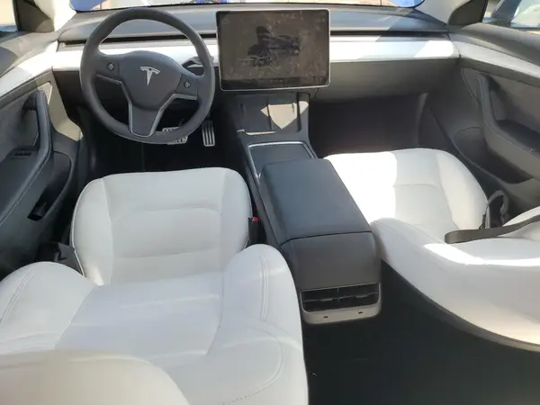 5YJ3E1EC4PF632275 2023 TESLA MODEL 3 - Image 8
