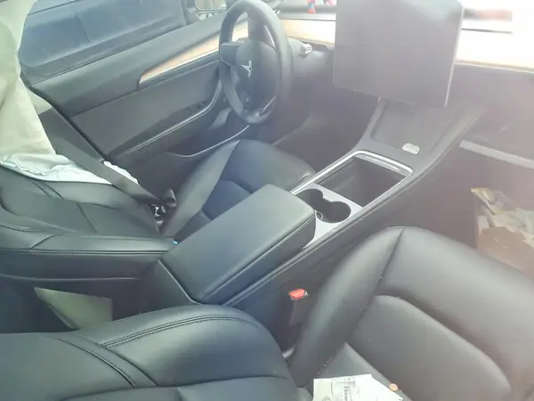 5YJ3E1EC4PF635225 2023 TESLA MODEL 3 - Image 8