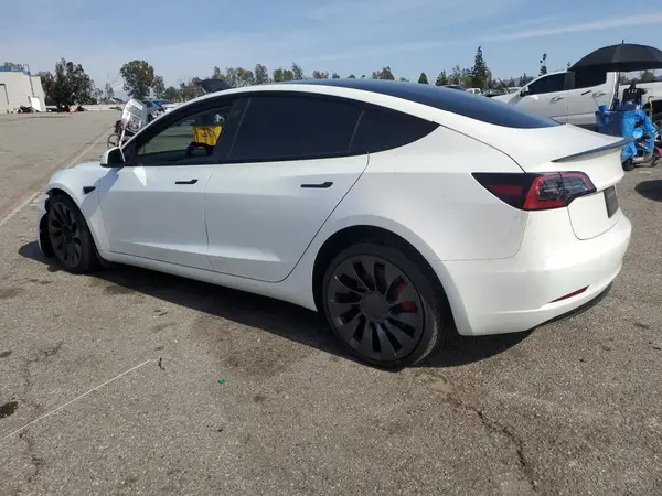 5YJ3E1EC4PF649772 2023 TESLA MODEL 3 - Image 2