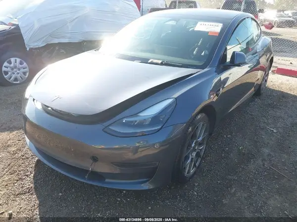 5YJ3E1EC4PF675482 2023 TESLA MODEL 3 - Image 2