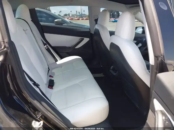 5YJ3E1EC5LF641593 2020 TESLA MODEL 3 - Image 8