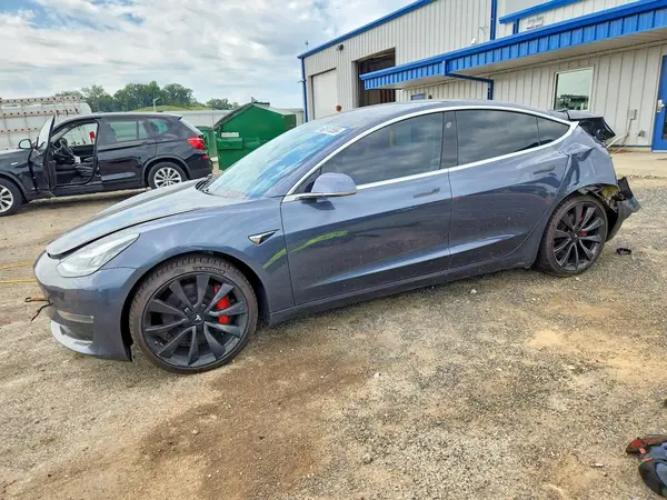 5YJ3E1EC5LF646860 2020 TESLA MODEL 3 - Image 1