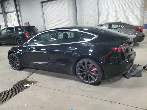 5YJ3E1EC5LF736106 2020 TESLA MODEL 3 - Image 2