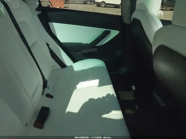 5YJ3E1EC5LF792045 2020 TESLA MODEL 3 - Image 8