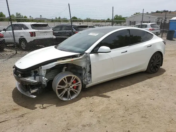 5YJ3E1EC5MF015740 2021 TESLA MODEL 3 - Image 1