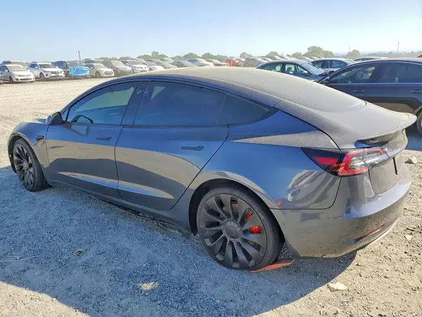 5YJ3E1EC5MF043974 2021 TESLA MODEL 3 - Image 2