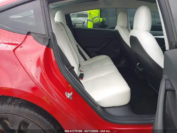 5YJ3E1EC5MF050598 2021 TESLA MODEL 3 - Image 8