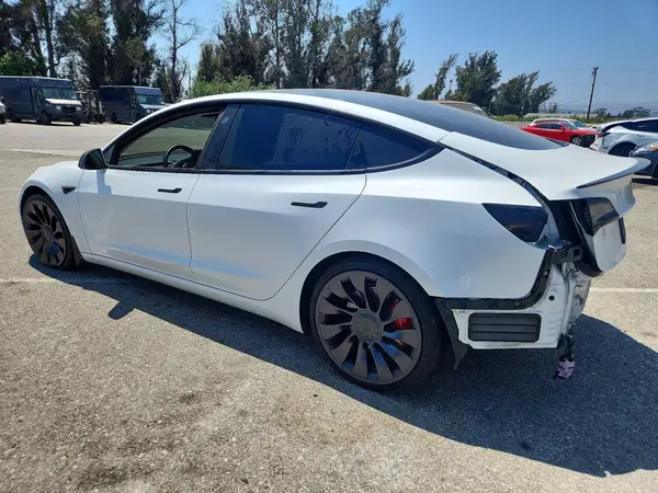 5YJ3E1EC5MF064937 2021 TESLA MODEL 3 - Image 2