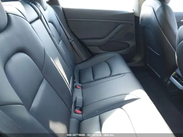 5YJ3E1EC5MF090518 2021 TESLA MODEL 3 - Image 8