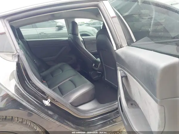 5YJ3E1EC5MF926084 2021 TESLA MODEL 3 - Image 8
