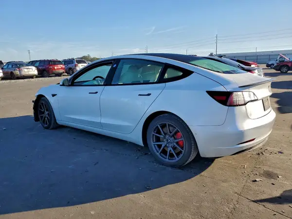 5YJ3E1EC5MF991940 2021 TESLA MODEL 3 - Image 2