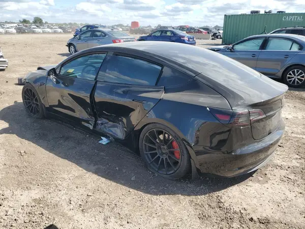 5YJ3E1EC5NF127004 2022 TESLA MODEL 3 - Image 2