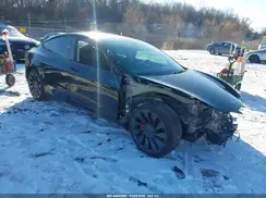 5YJ3E1EC5NF143994 2022 TESLA MODEL 3