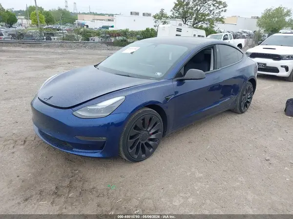 5YJ3E1EC5NF175764 2022 TESLA MODEL 3 - Image 2