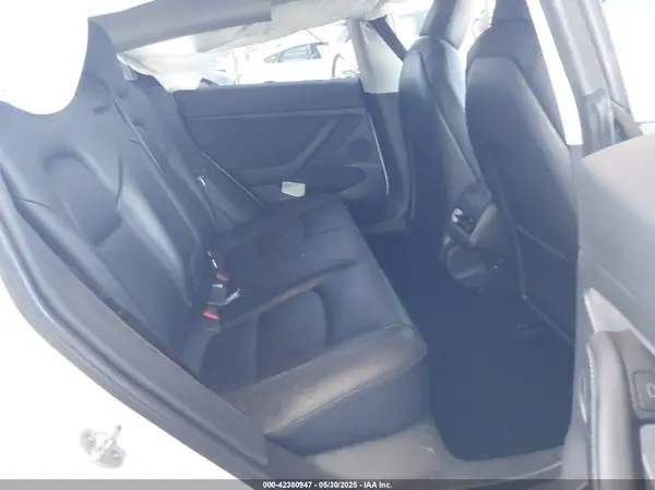 5YJ3E1EC5NF195612 2022 TESLA MODEL 3 - Image 8