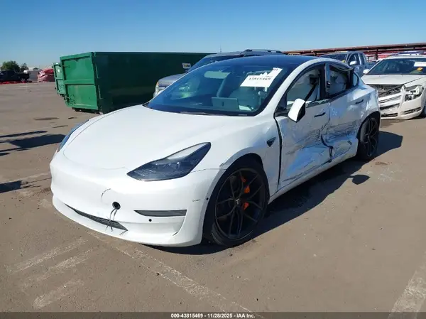 5YJ3E1EC5NF234876 2022 TESLA MODEL 3 - Image 2