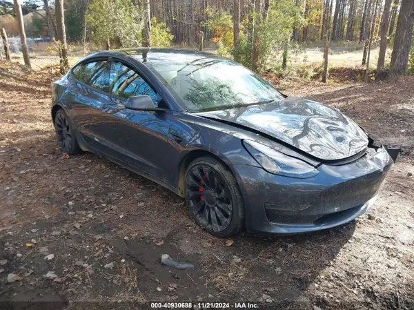 5YJ3E1EC5NF270082 2022 TESLA MODEL 3 - Image 1