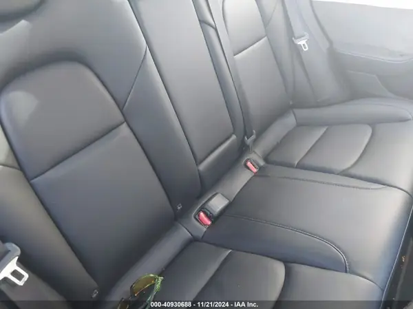 5YJ3E1EC5NF270082 2022 TESLA MODEL 3 - Image 8