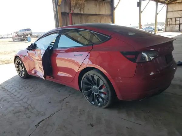 5YJ3E1EC5NF270244 2022 TESLA MODEL 3 - Image 2