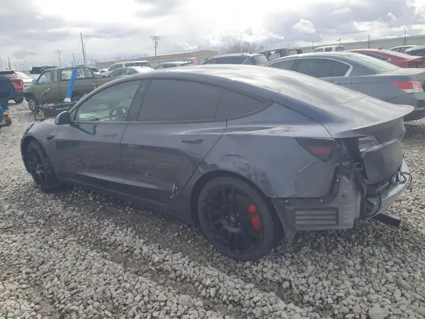 5YJ3E1EC5NF273774 2022 TESLA MODEL 3 - Image 2
