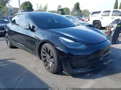 5YJ3E1EC5NF275556 2022 TESLA MODEL 3