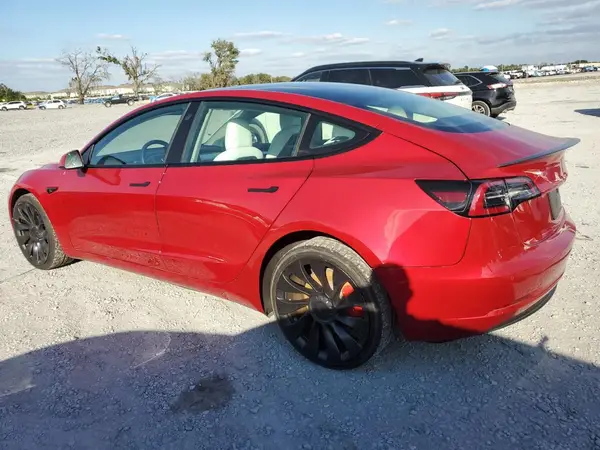 5YJ3E1EC5NF327462 2022 TESLA MODEL 3 - Image 2