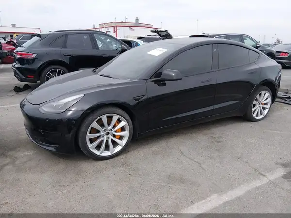 5YJ3E1EC5NF331155 2022 TESLA MODEL 3 - Image 2