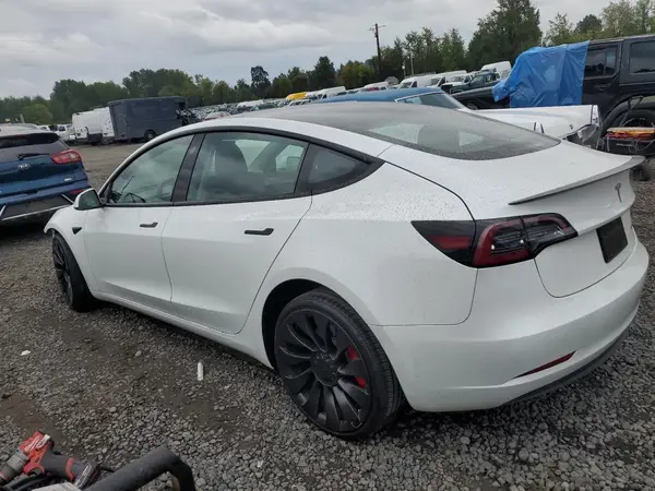 5YJ3E1EC5PF394646 2023 TESLA MODEL 3 - Image 2