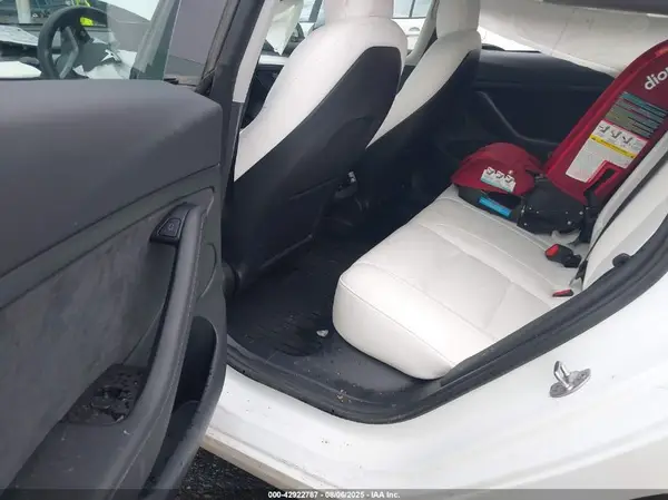 5YJ3E1EC5PF404513 2023 TESLA MODEL 3 - Image 8