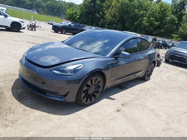 5YJ3E1EC5PF408481 2023 TESLA MODEL 3 - Image 2