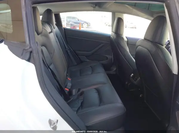 5YJ3E1EC5PF413227 2023 TESLA MODEL 3 - Image 8