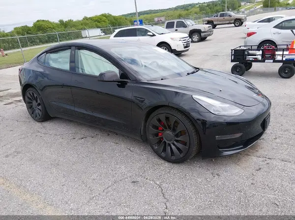5YJ3E1EC5PF427807 2023 TESLA MODEL 3 - Image 1