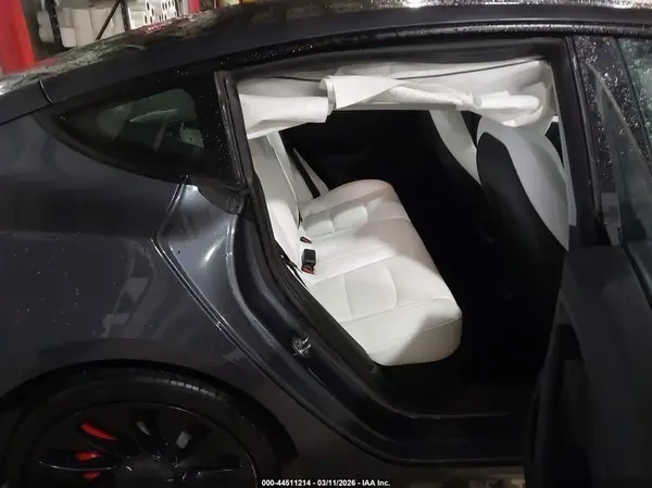5YJ3E1EC5PF462993 2023 TESLA MODEL 3 - Image 8