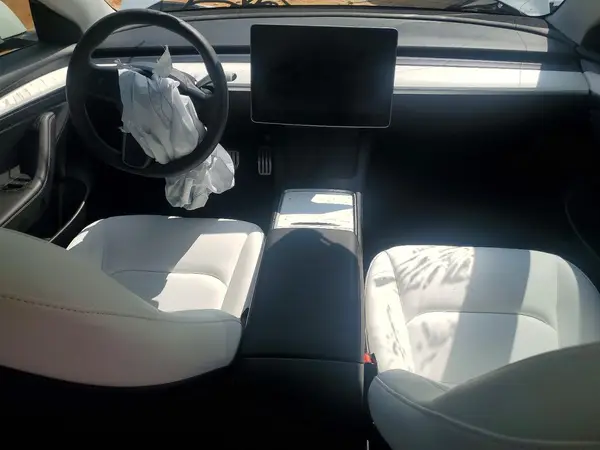 5YJ3E1EC5PF477252 2023 TESLA MODEL 3 - Image 8