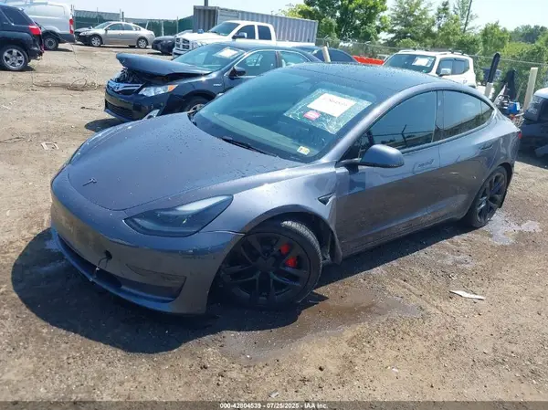 5YJ3E1EC5PF487862 2023 TESLA MODEL 3 - Image 2