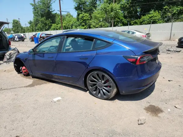 5YJ3E1EC5PF584558 2023 TESLA MODEL 3 - Image 2