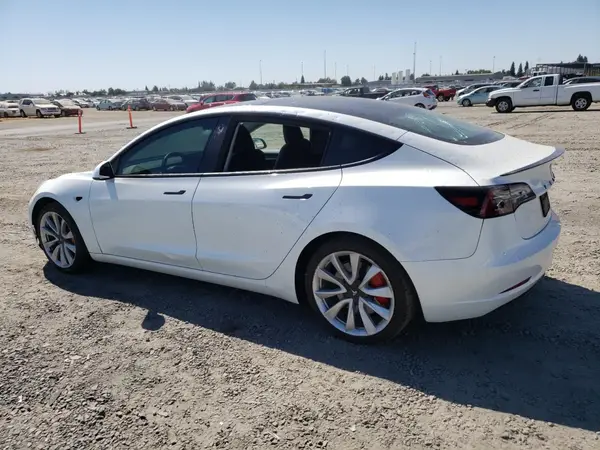 5YJ3E1EC5PF588819 2023 TESLA MODEL 3 - Image 2