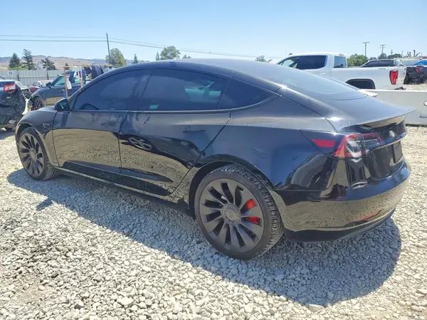 5YJ3E1EC5PF593857 2023 TESLA MODEL 3 - Image 2