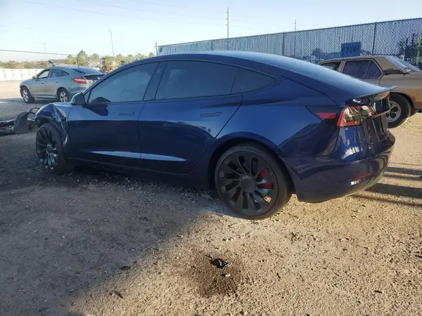 5YJ3E1EC5PF634178 2023 TESLA MODEL 3 - Image 2