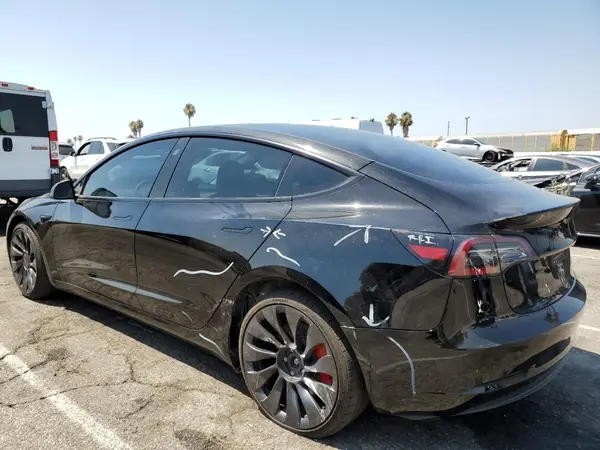 5YJ3E1EC5PF636982 2023 TESLA MODEL 3 - Image 2