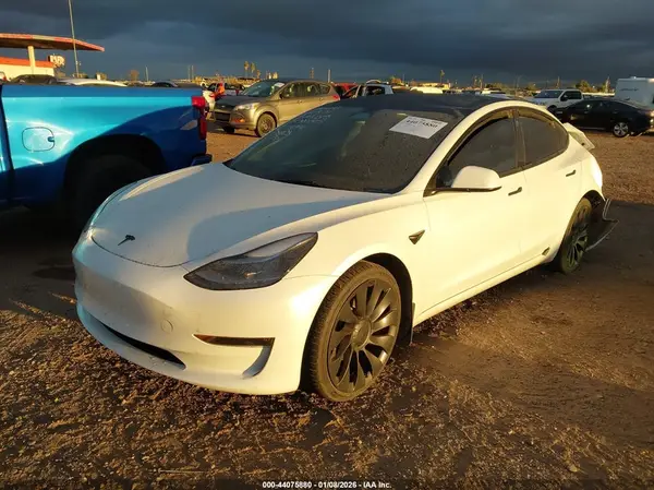 5YJ3E1EC5PF637615 2023 TESLA MODEL 3 - Image 2