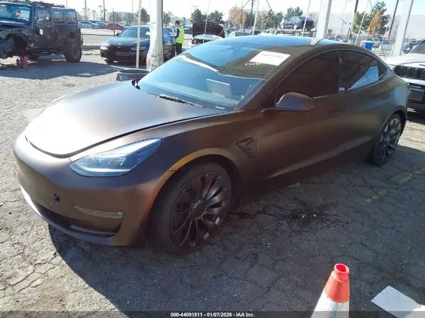 5YJ3E1EC5PF667925 2023 TESLA MODEL 3 - Image 2