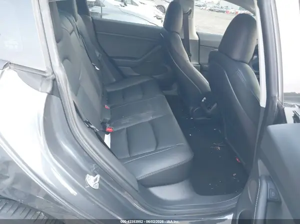 5YJ3E1EC5PF675944 2023 TESLA MODEL 3 - Image 8