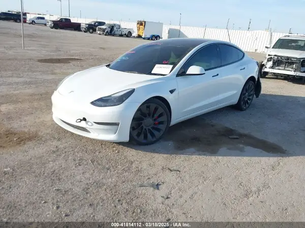 5YJ3E1EC5PF689620 2023 TESLA MODEL 3 - Image 2