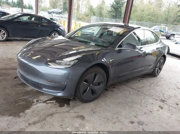 5YJ3E1EC6LF647211 2020 TESLA MODEL 3 - Image 2