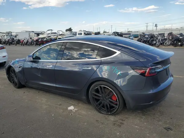 5YJ3E1EC6LF652036 2020 TESLA MODEL 3 - Image 2