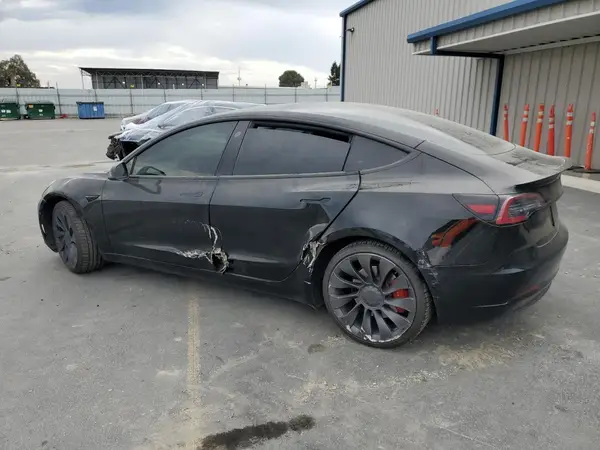 5YJ3E1EC6MF030196 2021 TESLA MODEL 3 - Image 2
