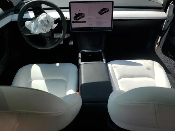 5YJ3E1EC6MF045037 2021 TESLA MODEL 3 - Image 8