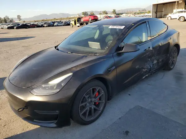 5YJ3E1EC6MF064896 2021 TESLA MODEL 3 - Image 1