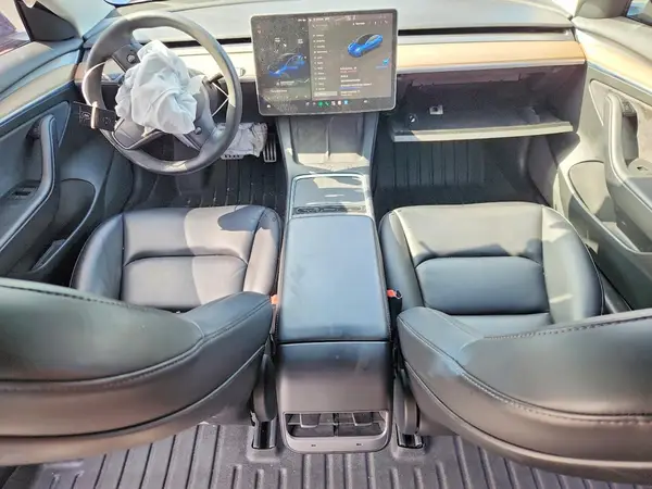 5YJ3E1EC6MF093668 2021 TESLA MODEL 3 - Image 8